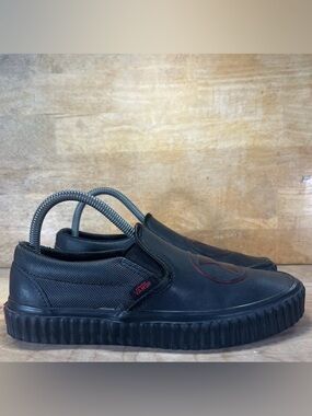 Vans Marvel Black Widow Womens Size 8 Slip On Shoes Sneakers Black Red